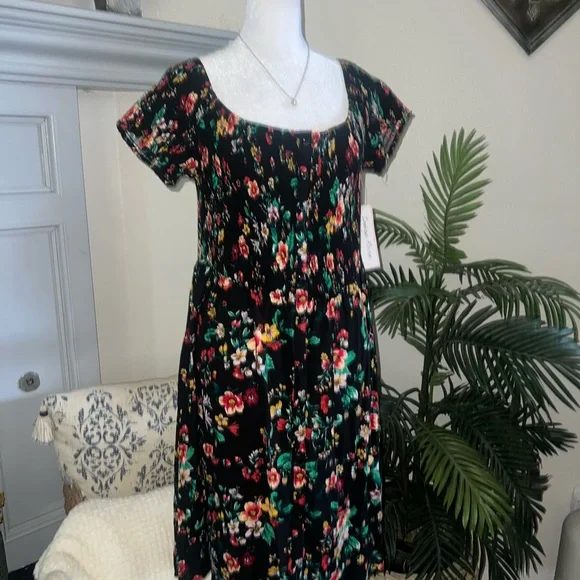 NWT Indigo Rose Floral Black Dress 2X - Picture 2 of 9